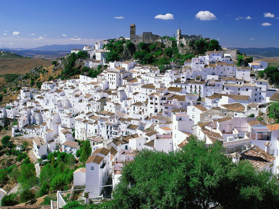 8-best-spanish-towns-to-visit-alegara estates real estate